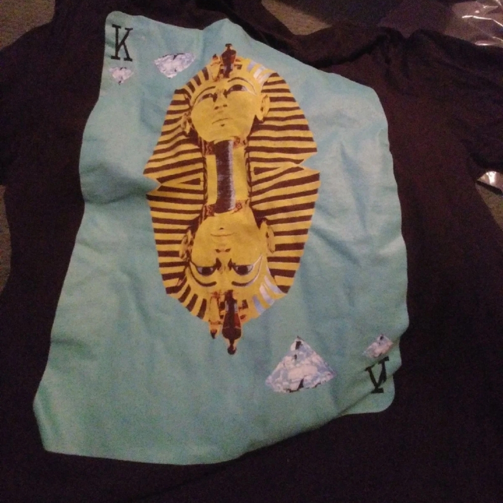 XL men's tee